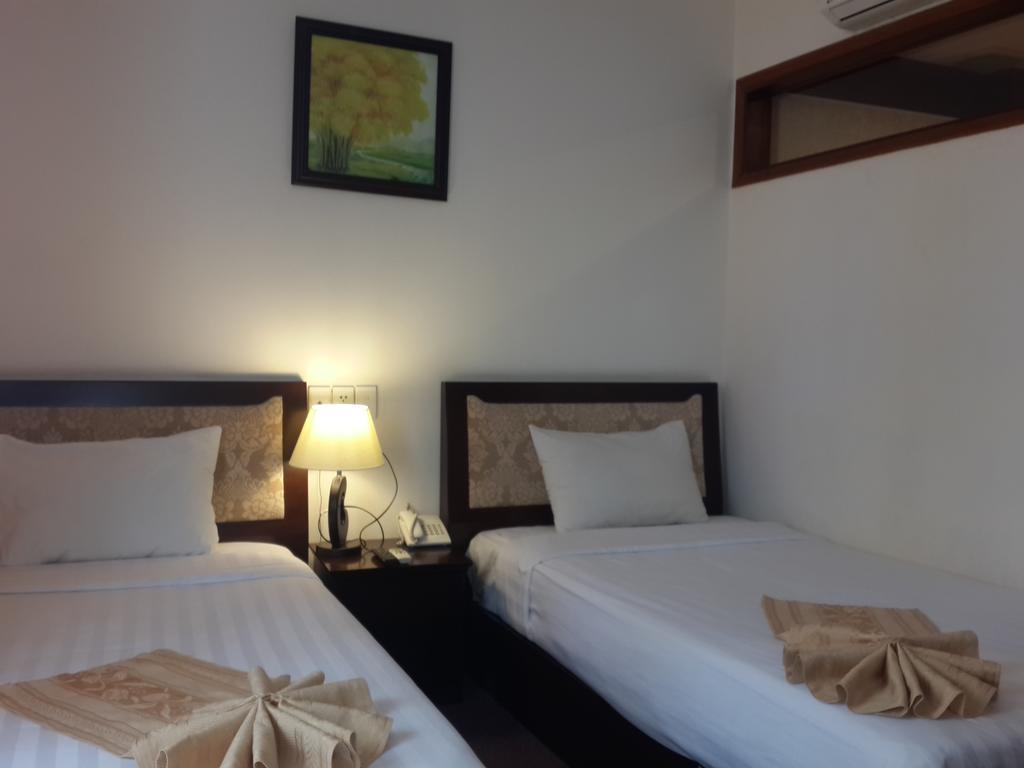 Dong Kinh Hotel Ho Chi Minh City Exterior photo